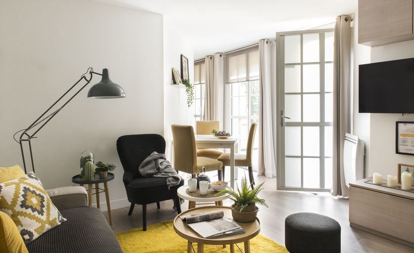 Others 5, Le Logis Versaillais, Yvelines