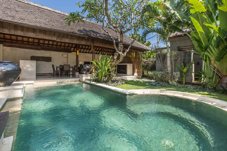 Swimming Pool 7