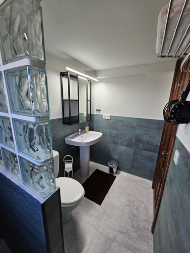 Bathroom 4, B&B Finca la Yuca "Un paraiso en Ontinyent", Valencia