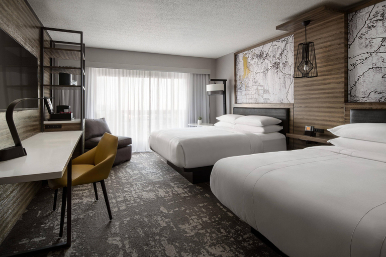 Bedroom 3, Marriott Indianapolis North, Marion