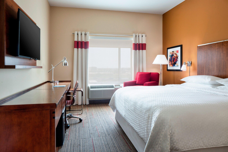Bedroom 5, Four Points By Sheraton Dallas Fort Worth Airport North, Dallas