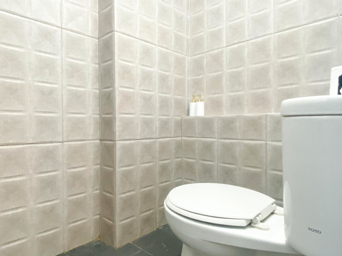 Bathroom 5