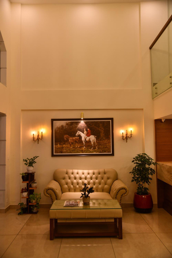 Public Area 2, British County Resorts, Idukki