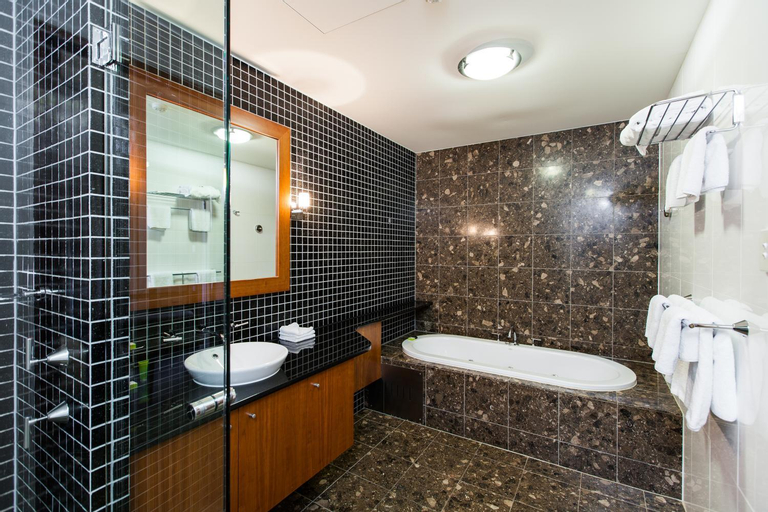 Bathroom 20