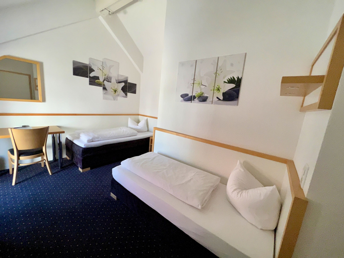 Bedroom 3, otto - bed & breakfast, Unterallgäu
