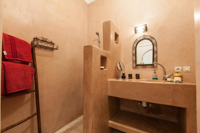 Bathroom 3, Riad Thycas, Marrakech