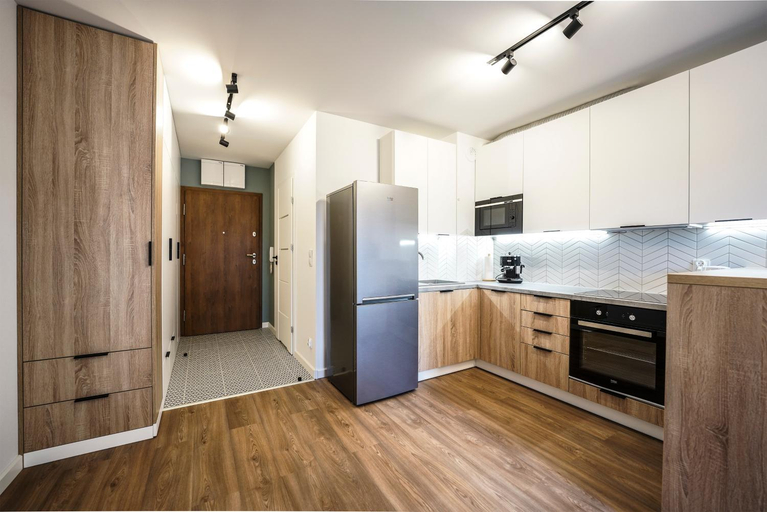 Others 5, Dom na Kurkowej 32, Środa Śląska