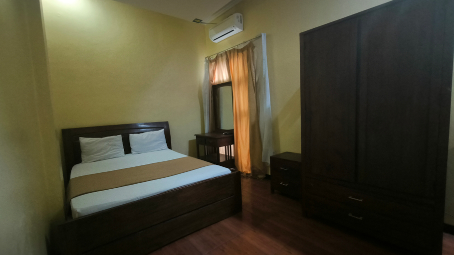 Bedroom 2, Hotel Simpang Lima Semarang, Semarang