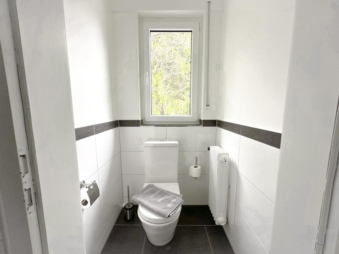 Bathroom 4