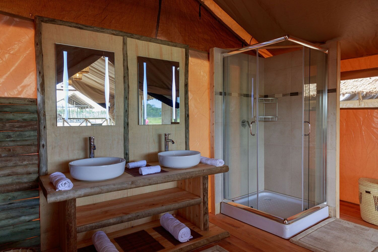 Bathroom 3, Glamping Kenya Mt. Kenya Lodge, Kieni