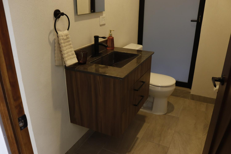 Bathroom 4, Residencias La Estacion San Miguel de Allende, Allende
