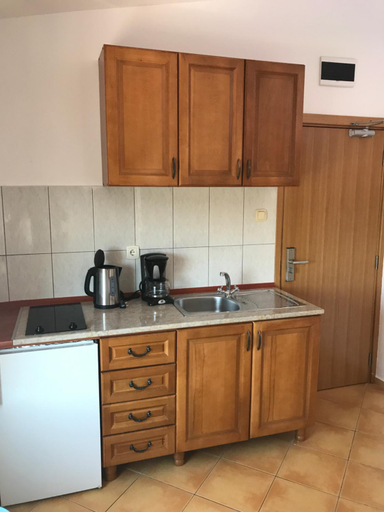 Others 3, Apartments De Lara s