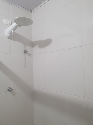 Bathroom 3, Colonia SAA, Campo Limpo Paulista