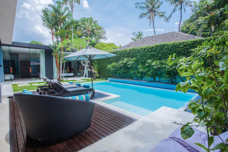 Swimming Pool 6
