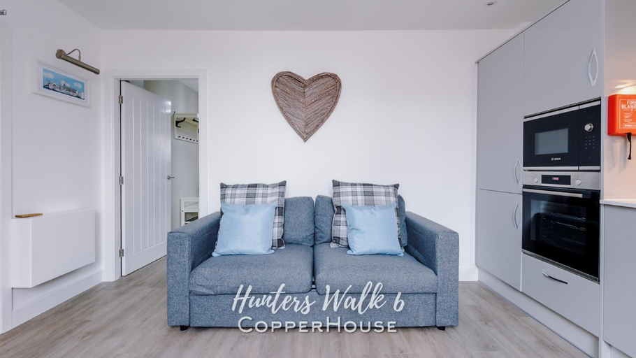 Others 2, Chester City Centre apartments with parking, Cheshire West and Chester