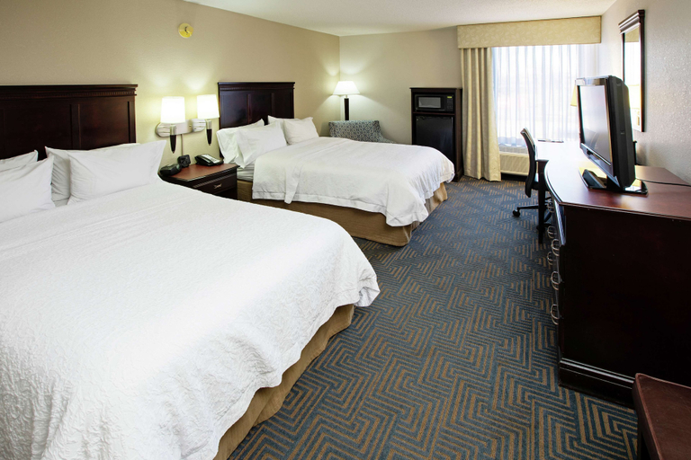 Bedroom 3, Hampton Inn Elizabethtown KY, Hardin