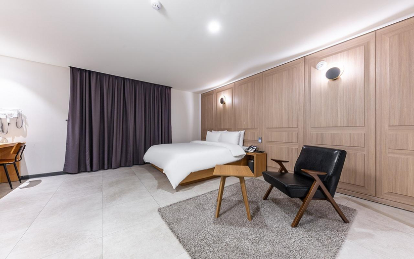 Others 5, Buan Raum Drive-In Hotel, Buan