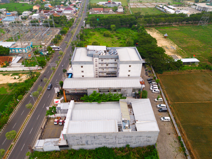 Exterior & Views 2, De La Charis Hotel by Waringin Hospitality, Tuban
