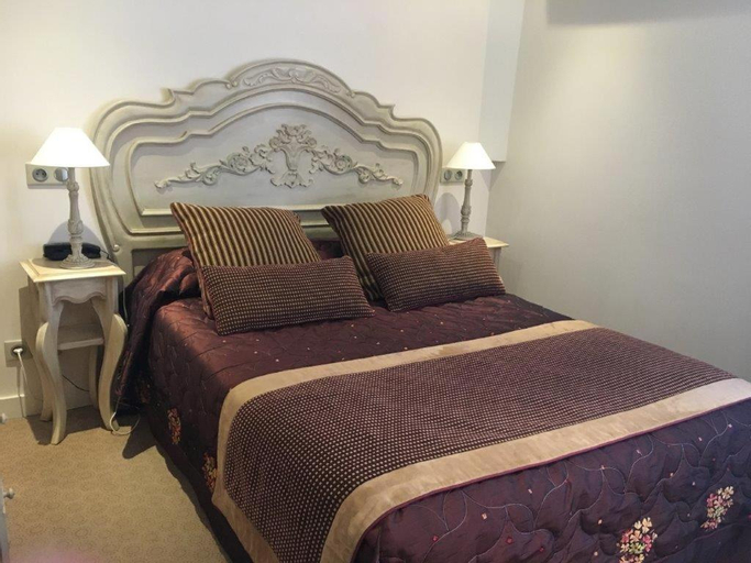 Bedroom 10