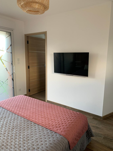 Bedroom 2, Les Chambres de Lily 1, Pas-de-Calais