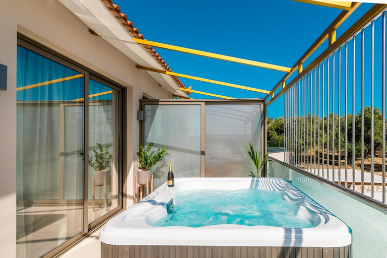Others 5, Aphrodite Studios & Suites - 140m from the beach, by ZanteWize, Ionian Islands