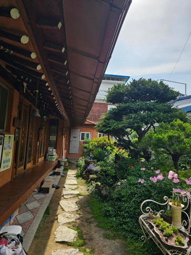Food & Drinks 4, Beautiful Garden Fine Day House, Jeonju