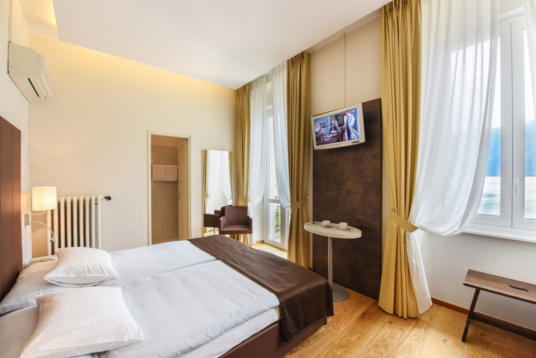 Bedroom 4, Walter Au Lac, Lugano
