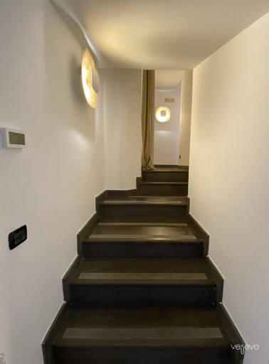 Others 5, Vesevo Rooms, Napoli