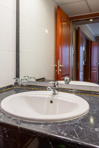 Bathroom 2, Szonyi Garden Hotel Pest, Budapesti