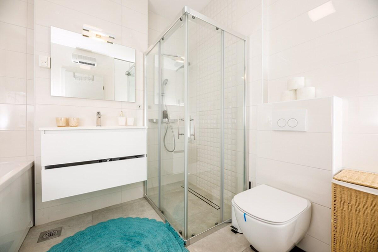 Bathroom 3, Sunset Oasis ❥ “VELLY” 1BR w/ Sea View & Parking, Split