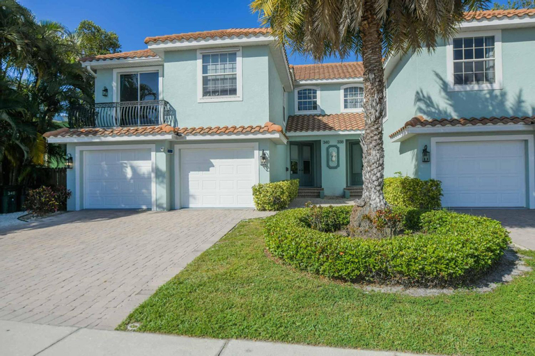 Others 4, Tarpon Villa, Sarasota