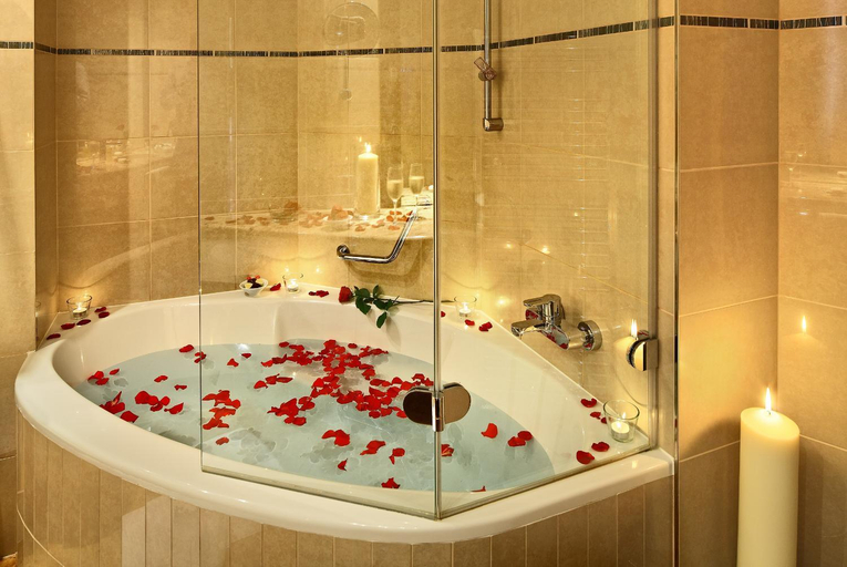 Bathroom 4, Grand Hotel Bohemia, Praha 1