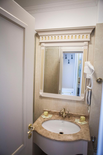 Bathroom 4, Hotel Sulina International, Constanta