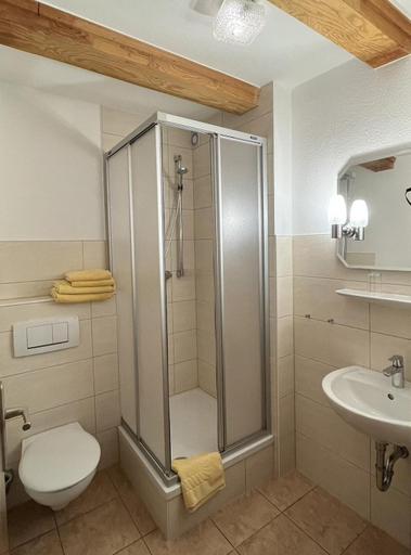 Bathroom 5, Gasthaus zu Melchendorf, Erfurt