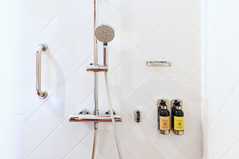 Bathroom 4, Hotel de la Plage, Landes