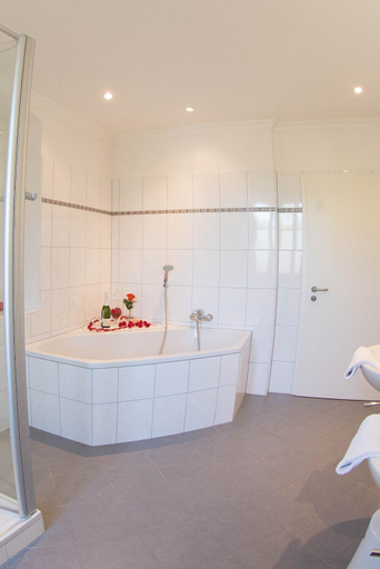Bathroom 4, Boutiquehotel Goldene Rose, Ansbach