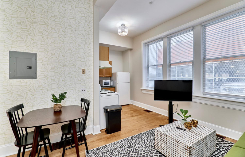 Dining Room 12