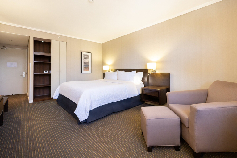 Bedroom 2, Holiday Inn Express CONCEPCION by IHG, Concepción
