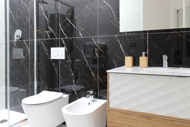 Bathroom 13