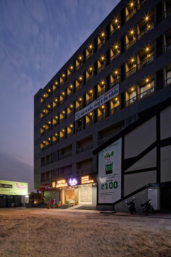 Exterior & Views 2, Hotel Aurellia, Ahmadabad