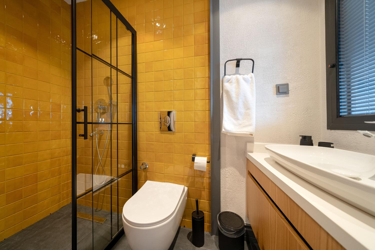 Bathroom 5, Reddoors Suites Sea View, Fethiye