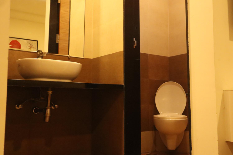 Bathroom 4, hotel grand ecotel, Aurangabad