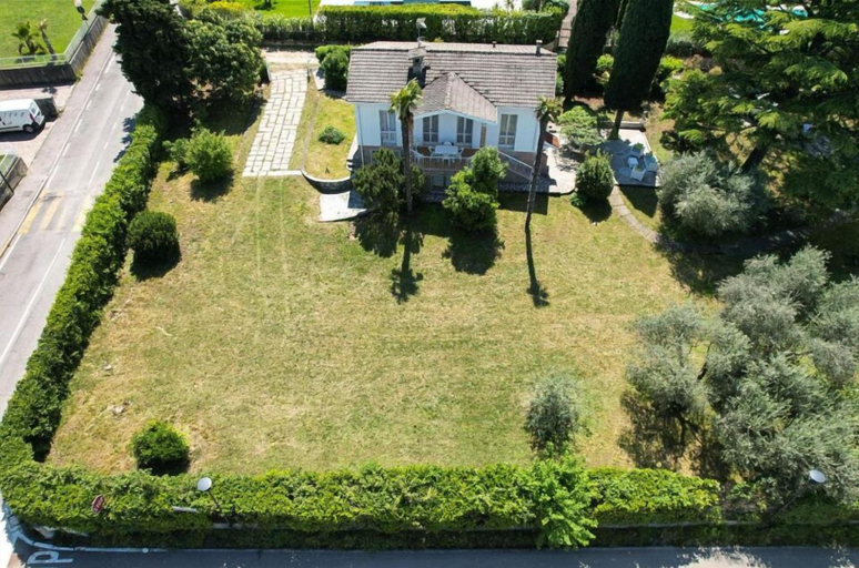 Others 5, Villa Torchio, Brescia