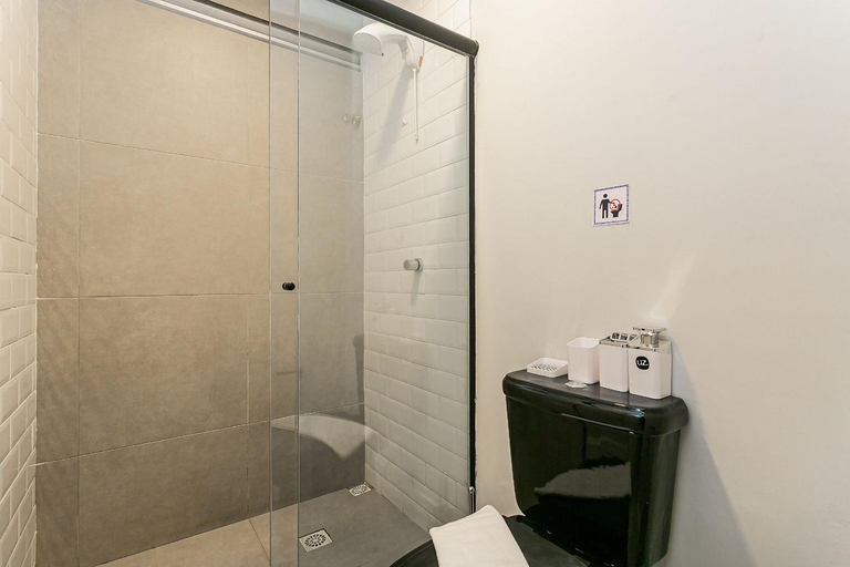 Bathroom 3, Aptos modernos no centro de Floripa - VLR, Florianopolis