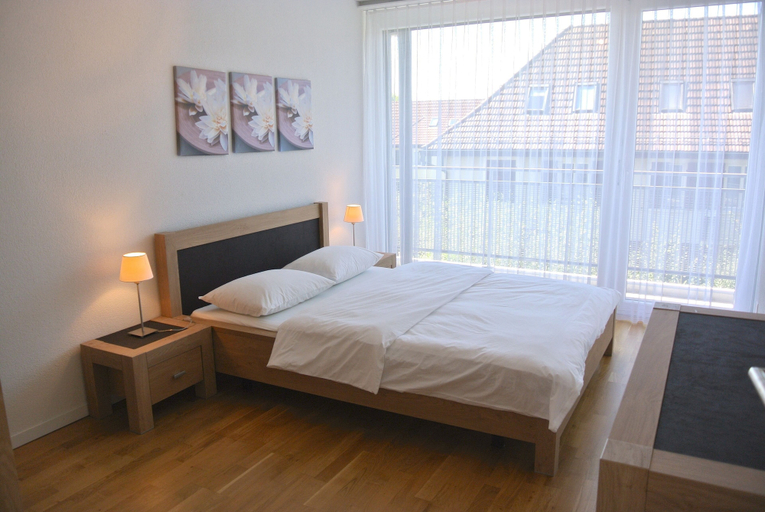 Room 2, Nest - Nordstrasse 19, Zug
