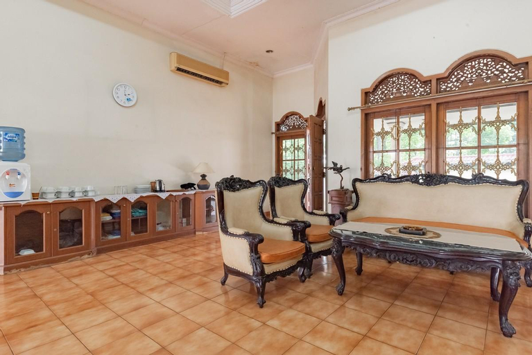 Public Area 2, RedDoorz Plus @ Wisma Kenanga Sukabumi, Sukabumi