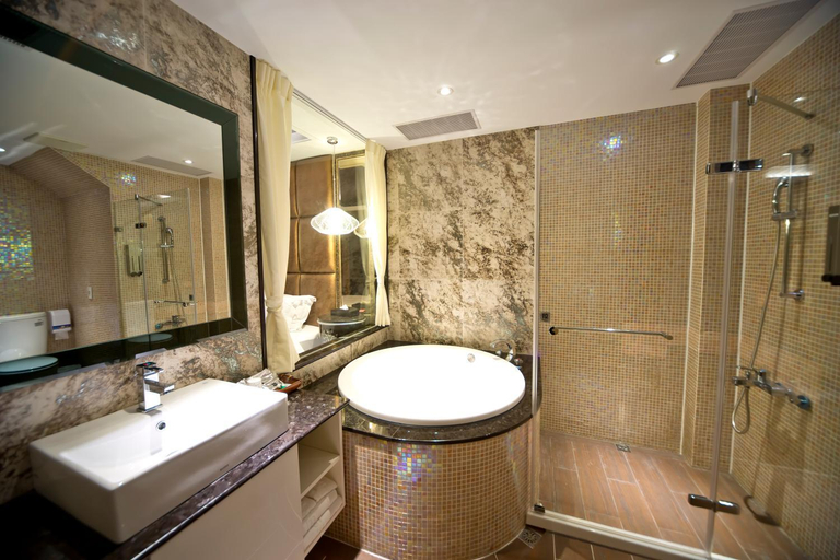 Bathroom 5, White House Beach Resort Taipei, New Taipei City