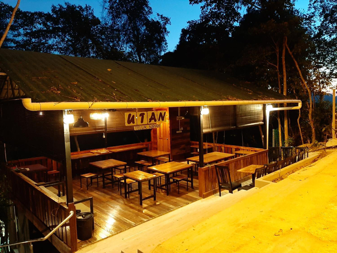 Food & Drinks 4, Utan Teluk Nipah, Manjung