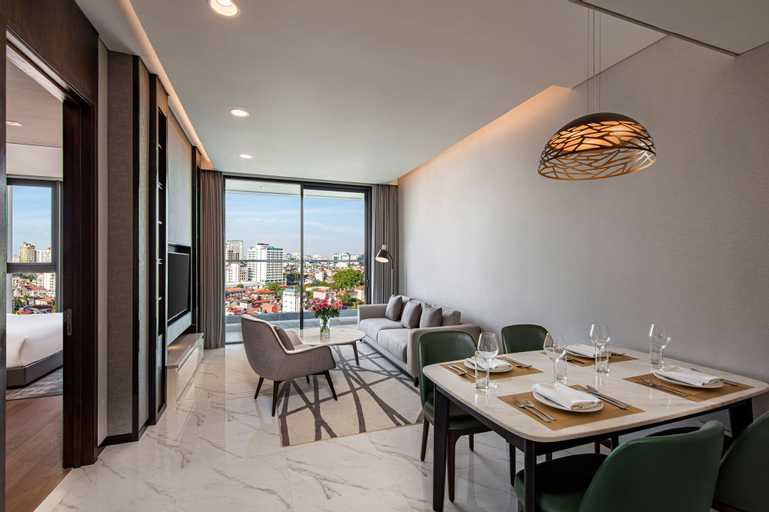 Dining Room 5