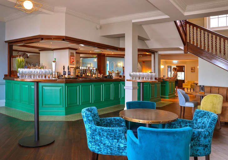 Food & Drinks 5, Kingscliff Hotel, Essex